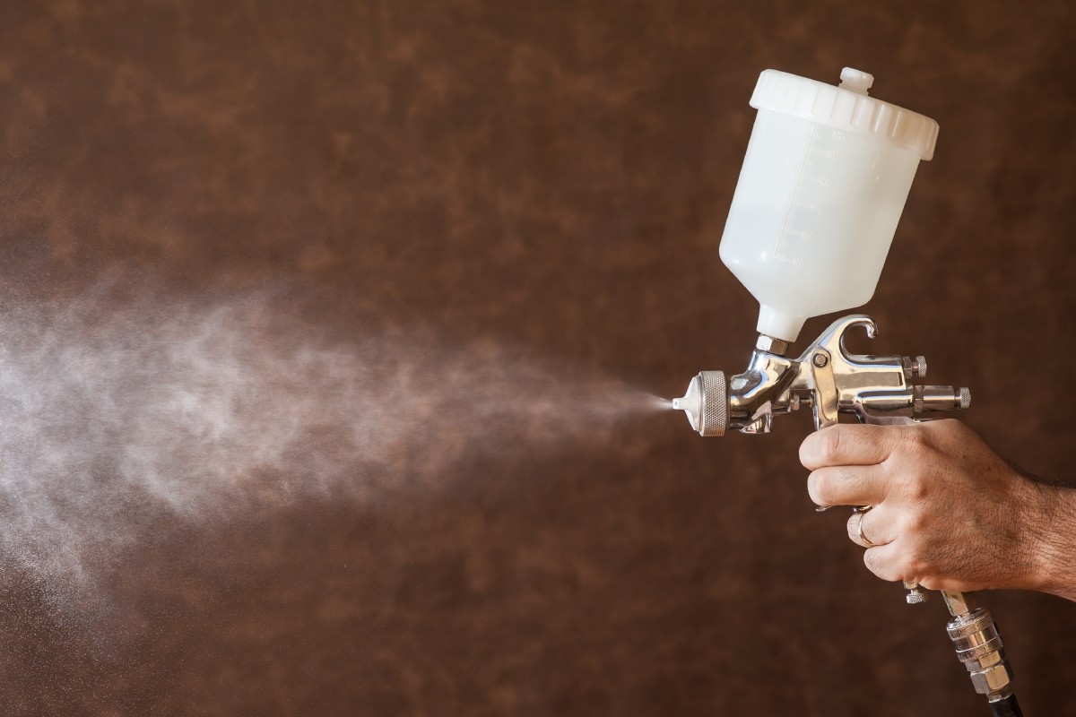 Spray-Gun-With-Powder